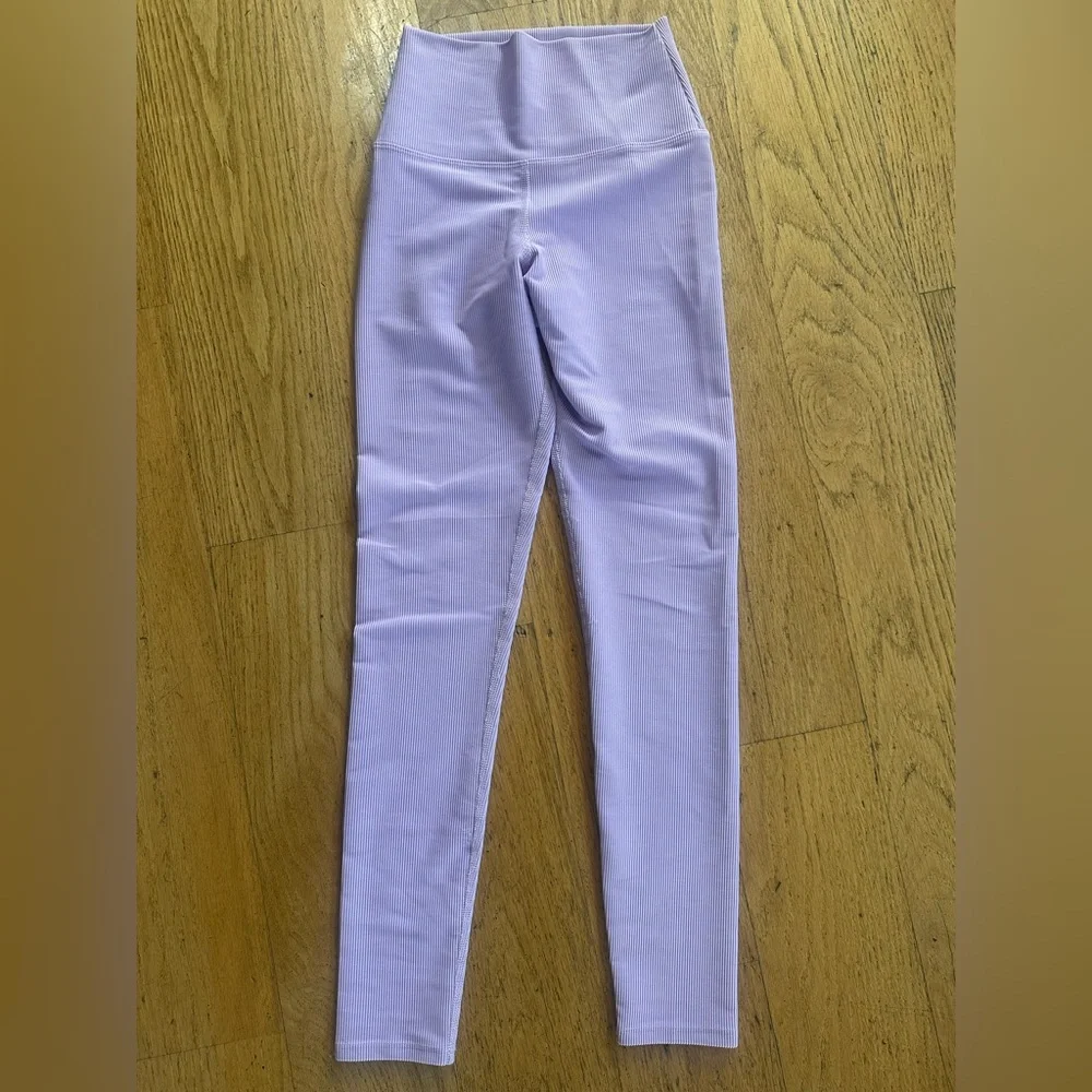 Beach Riot Lavender Leggings - Picture 1 of 2
